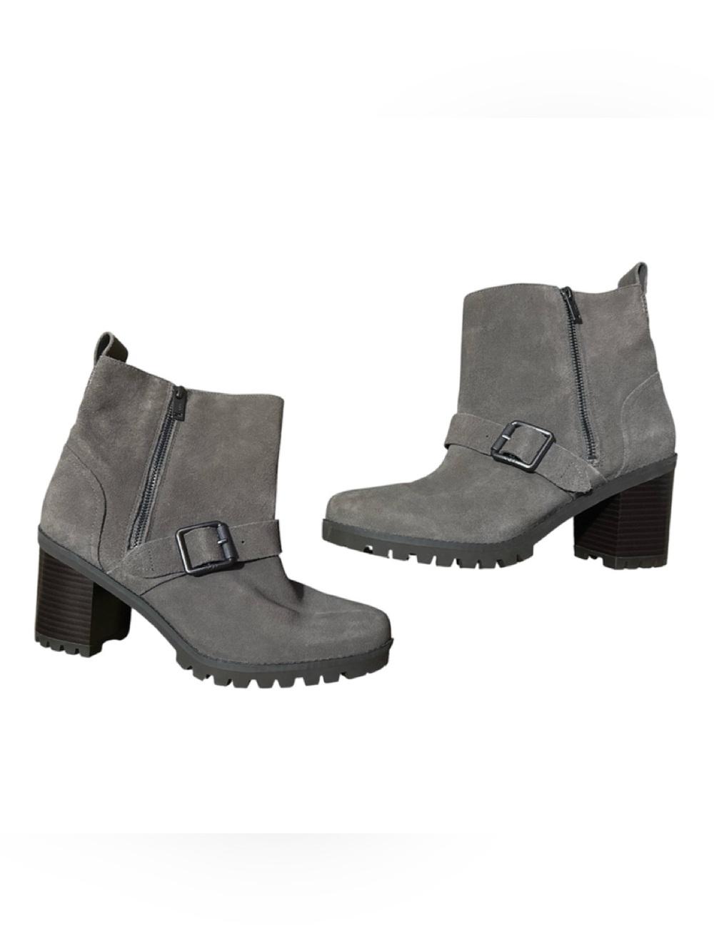 NWOT UGG Fern Waterproof Booties Size 11